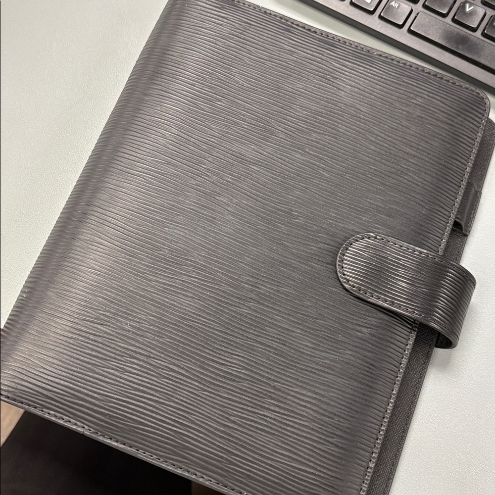 CLOTH PAPER Textured Black Leather Organizer